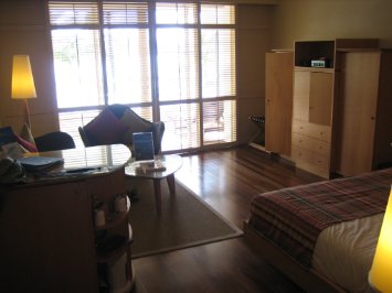 100_0308 The Beach Club - 50 rooms and no kids!