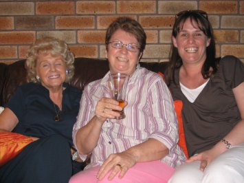 100_0296 Family barbeque at Aunty Mo's