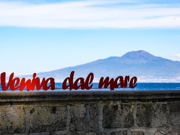 Sorrento 2025 A week eating pizza and drinking limoncello in Sorrento.